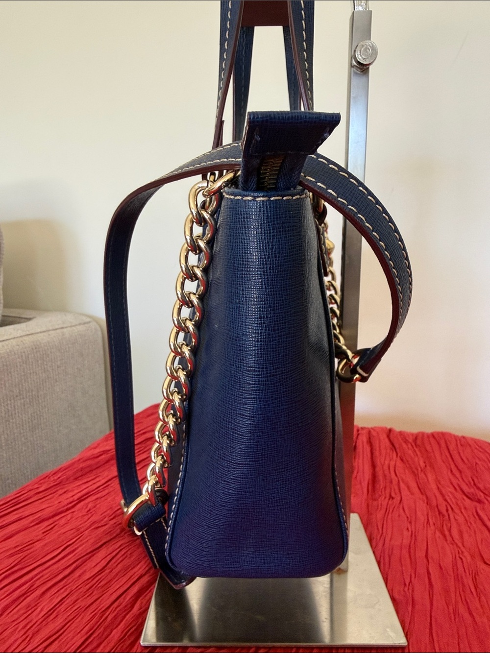 Dooney & Bourke Navy Leather crossbody Bag with Gold Hardware - Picture 4 of 12